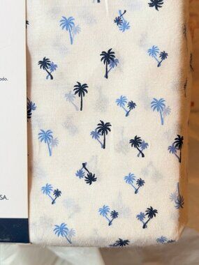 NEW Tommy Hilfiger Twin Size BLUE PALMS Sheet Set easy care cotton blend